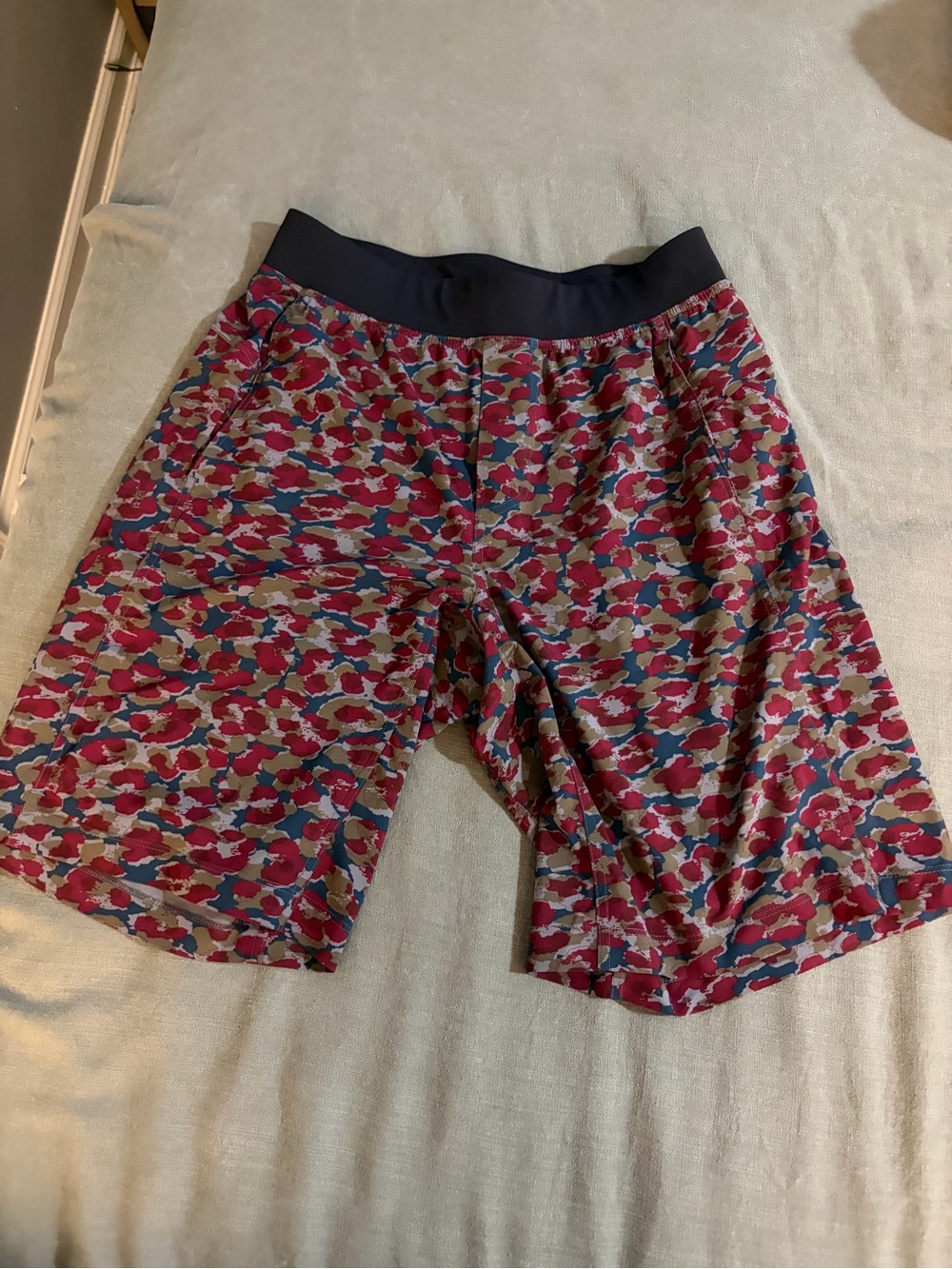 lululemon athletica Men's Athletic Shorts - Red, Blue, Cream Multi Print